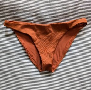 Left on Friday Wear To Bottoms - S